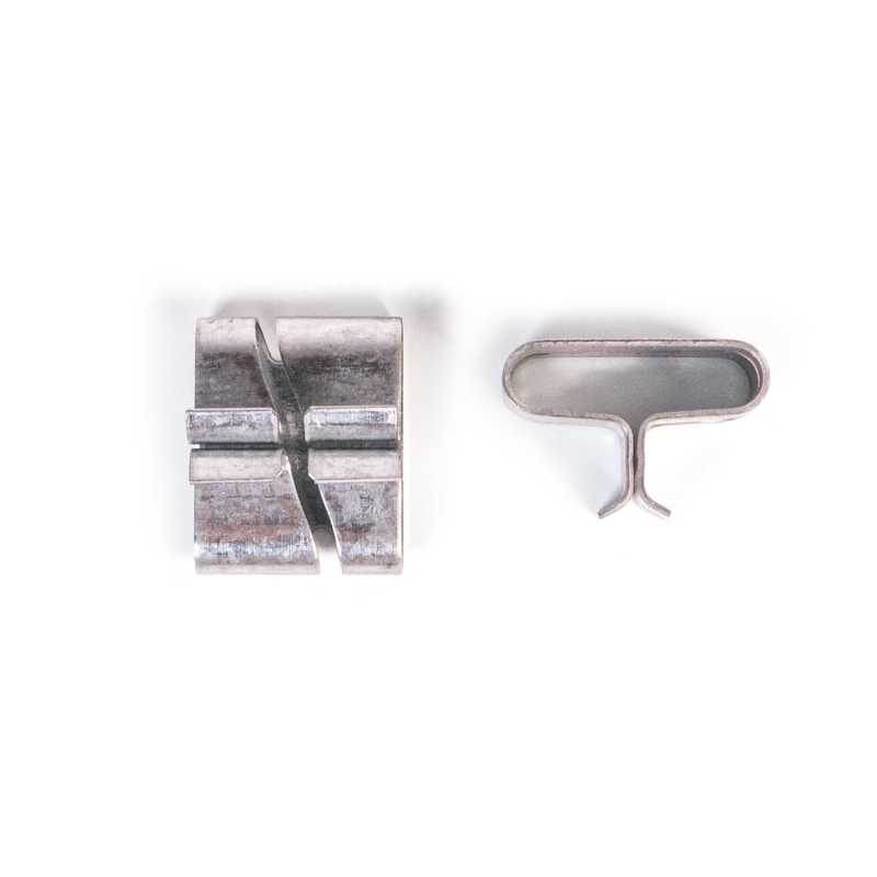 Sostegno metallico per stoppini in legno a croce
