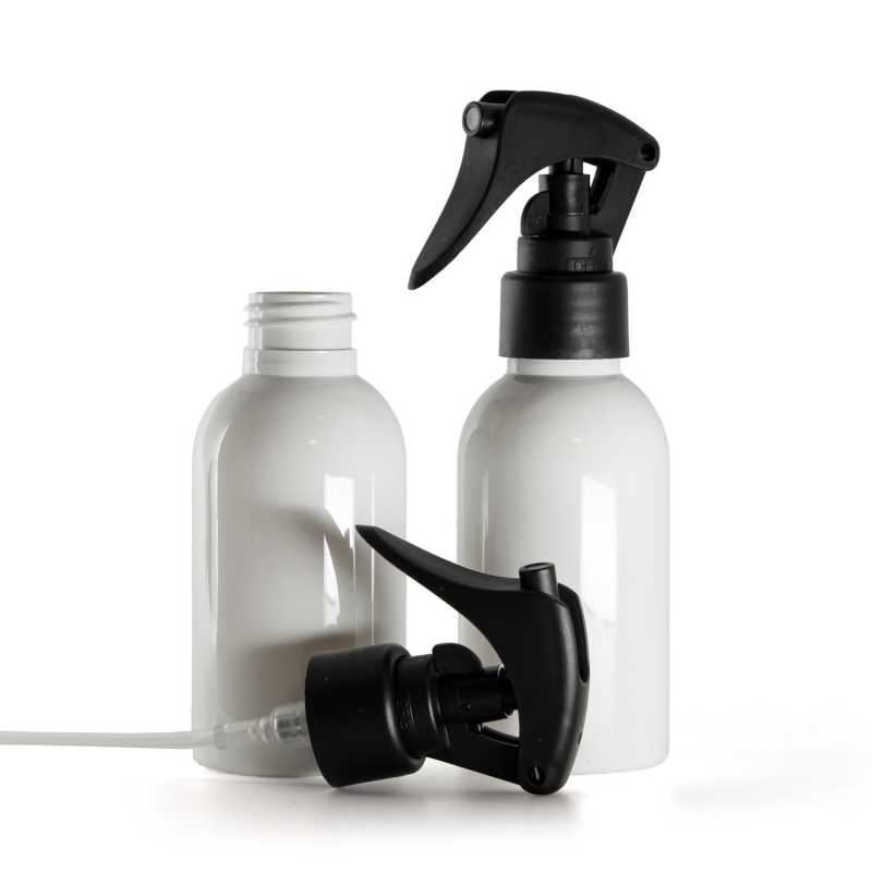 Flacone di plastica bianco, spruzzatore a grilletto nero opaco, anello liscio, 100 ml