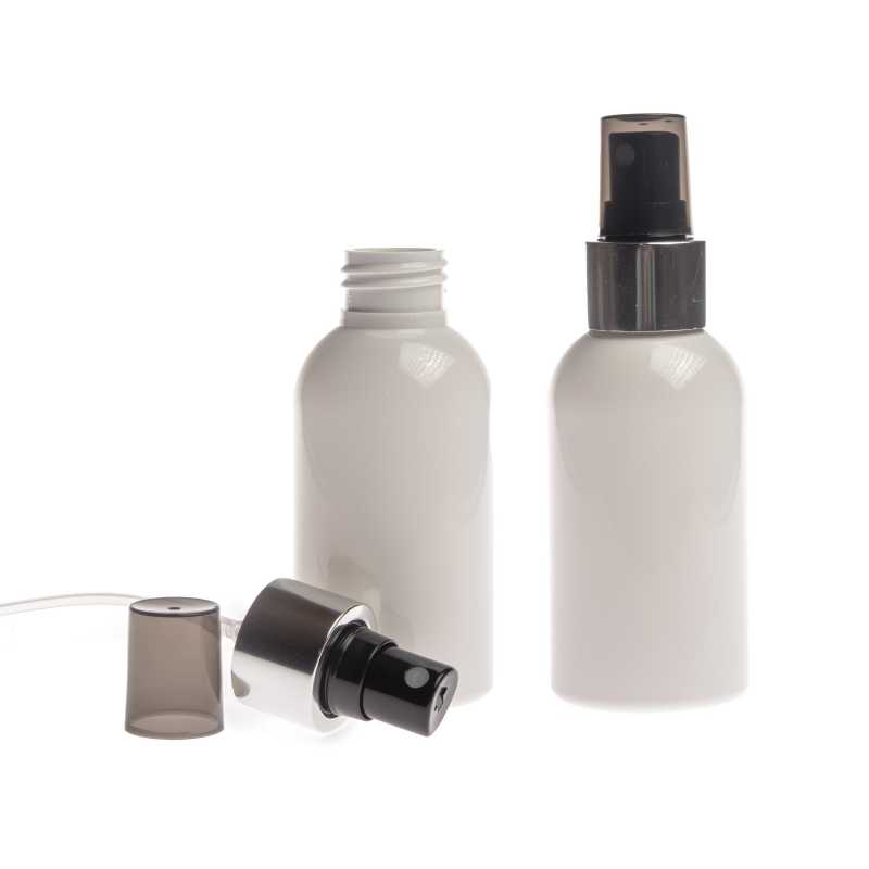 Bottiglia di plastica bianca, spruzzatore nero, anello argento lucido, 150 ml