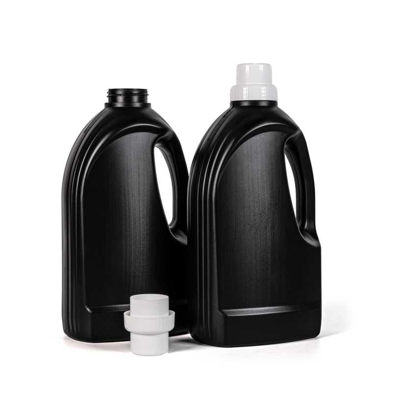 Flacone detergente in plastica, nero, tappo bianco, 1,5 l