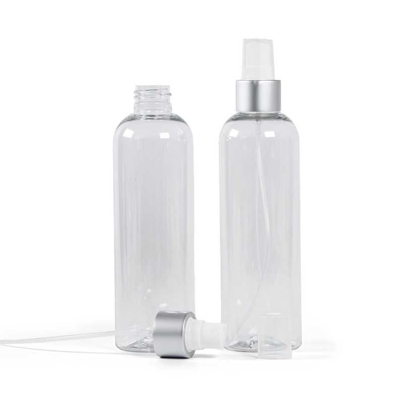 Bottiglia di plastica trasparente, spruzzatore bianco, anello argento opaco, 250 ml