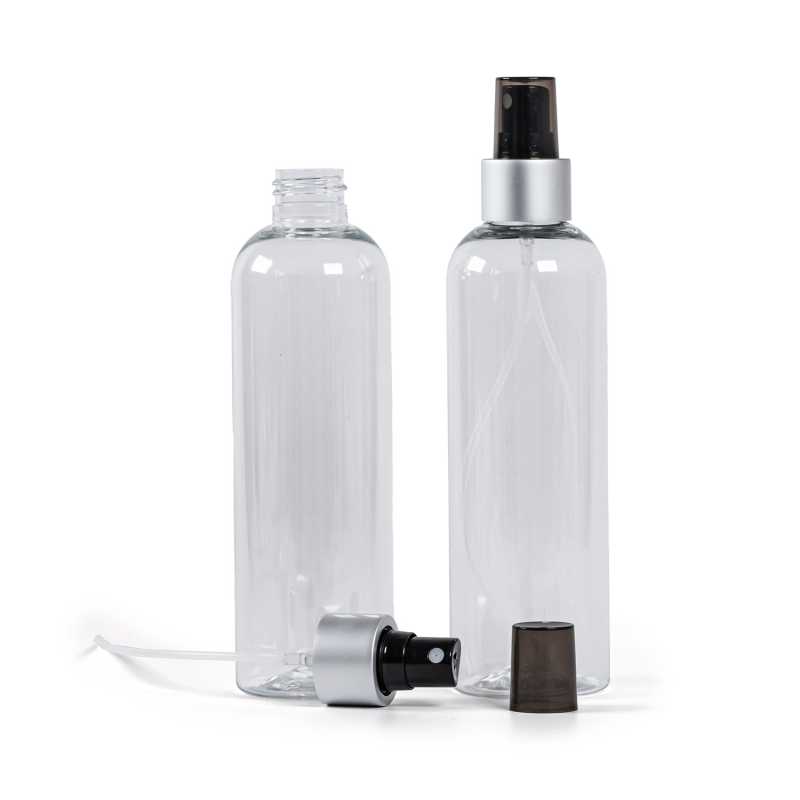 Bottiglia di plastica trasparente, spruzzatore nero, anello argento opaco, sopra-tappo fumé, 250 ml