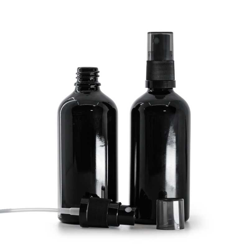 Flacone di vetro nero lucido, spruzzatore nero a nebulizzazione fine, sopra-tappo fumé, 100 ml