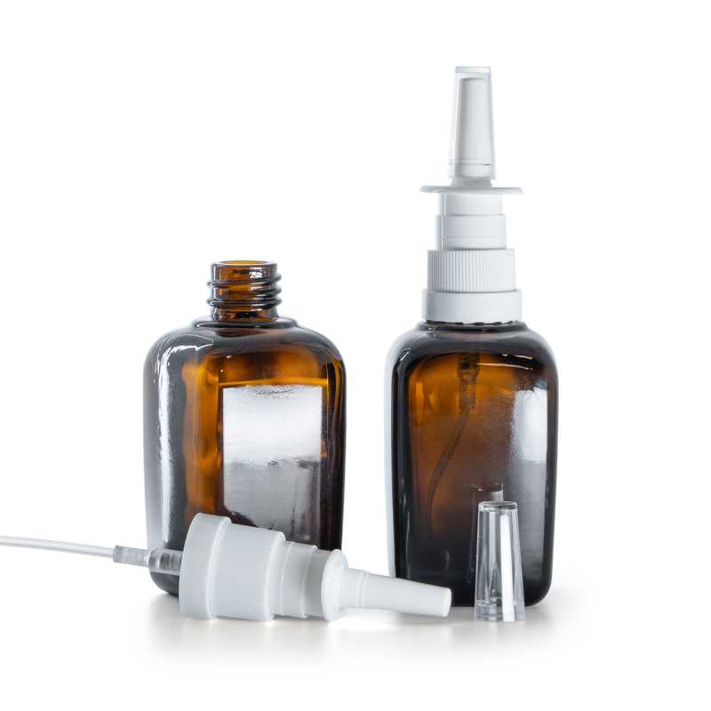 Flacone in vetro ambrato, quadrato, spray nasale bianco, 45 ml