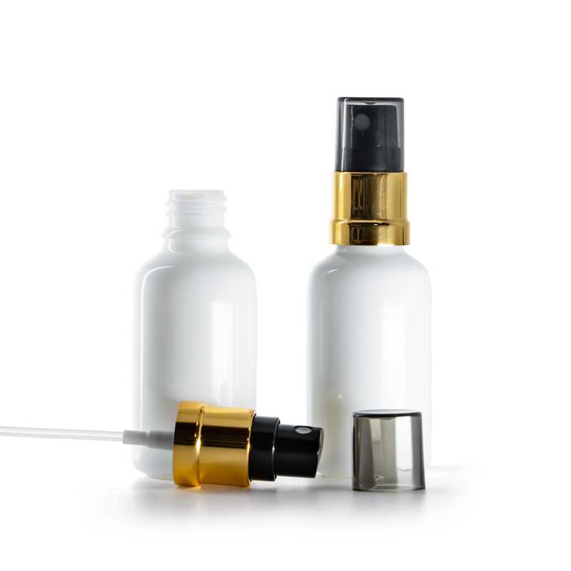Flaconcino di vetro bianco, spruzzatore nero e dorato con sopra-tappo fumé, 30 ml