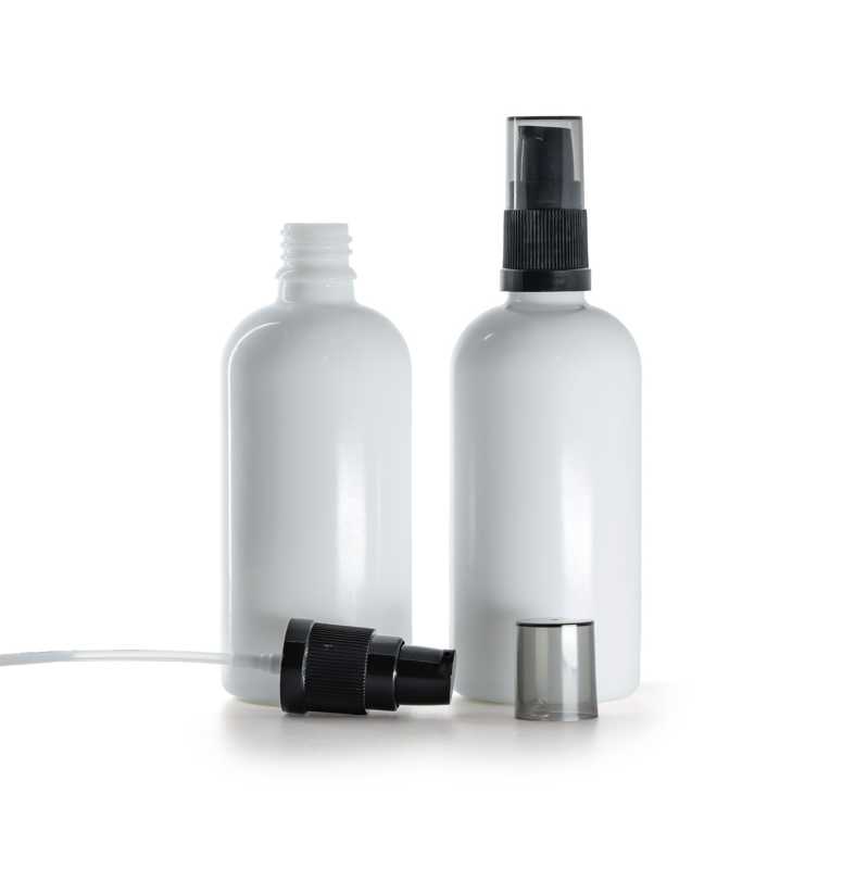 Flacone di vetro bianco, dosatore nero con sopra-tappo fumé, 100 ml