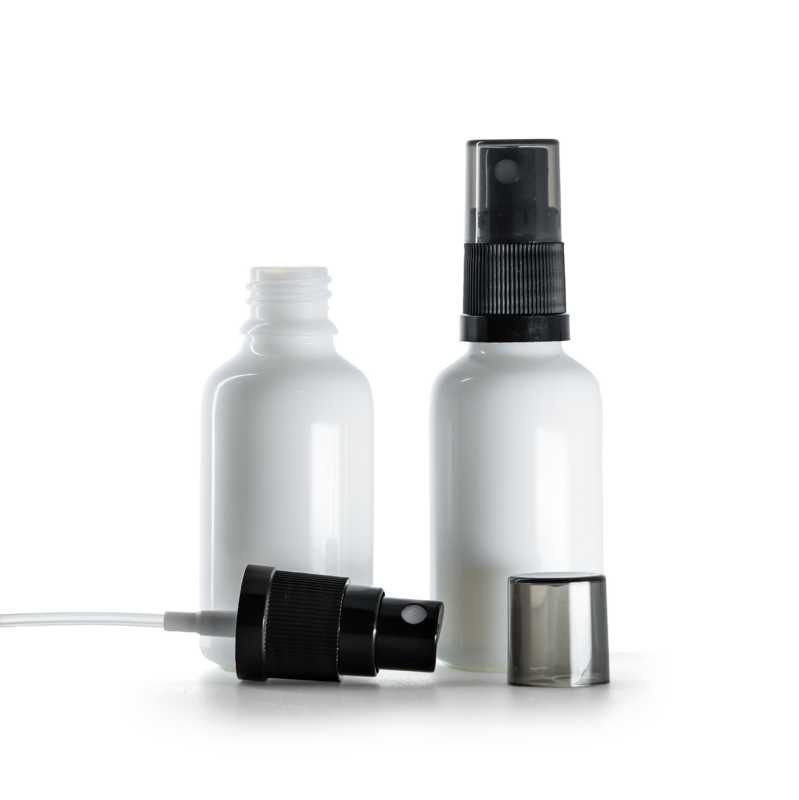 Flacone di vetro bianco, spruzzatore nero a nebulizzazione fine con sopra-tappo fumé, 30 ml