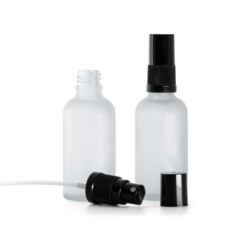 Bottiglia in vetro satinato trasparente, spruzzatore a bruma fine nero, tappo nero, 50 ml