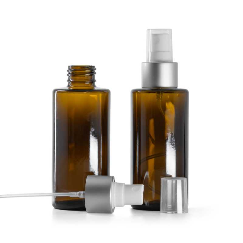 Bottiglia in vetro ambrato, spruzzatore, bianco, anello argento opaco, 100 ml